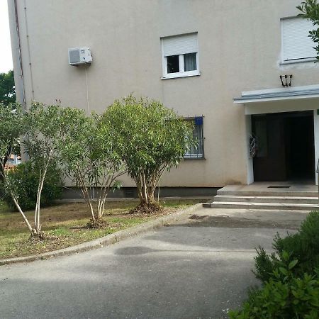 Luka Apartment Pula Exterior foto
